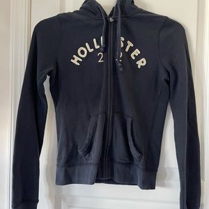 Small Hollister zip up